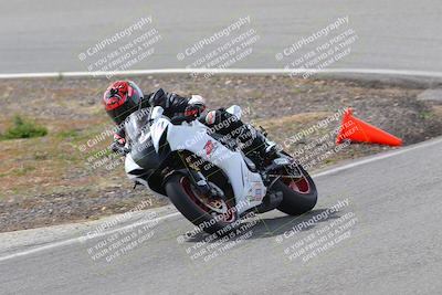 media/Mar-05-2023-TrackXperience (Sun) [[a95d40e56a]]/Group 2/session 2 turn 4/